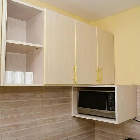 Cozy 2 Bedroom In Kitale-Fully Furnished At 360 Luxury Exterior photo