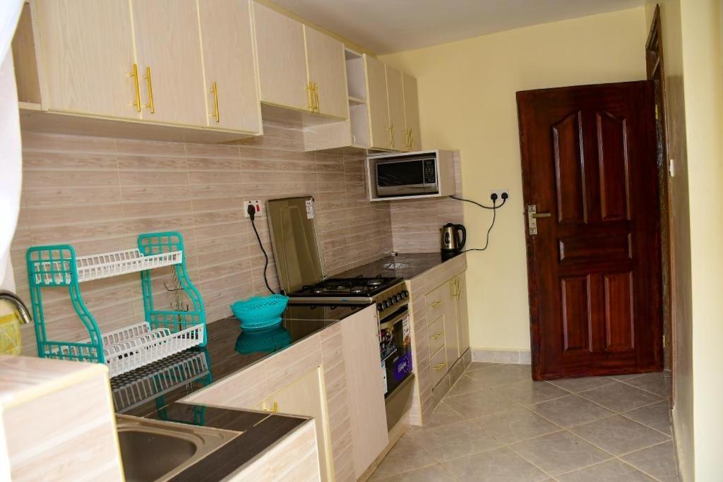 Cozy 2 Bedroom In Kitale-fully Furnished At 360 Luxury Apartment *